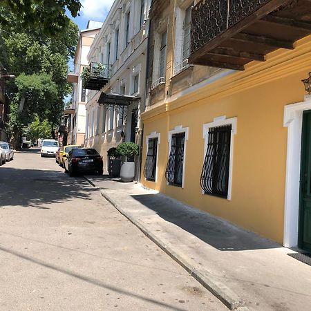 Apartments Margarita ティビリシ エクステリア 写真