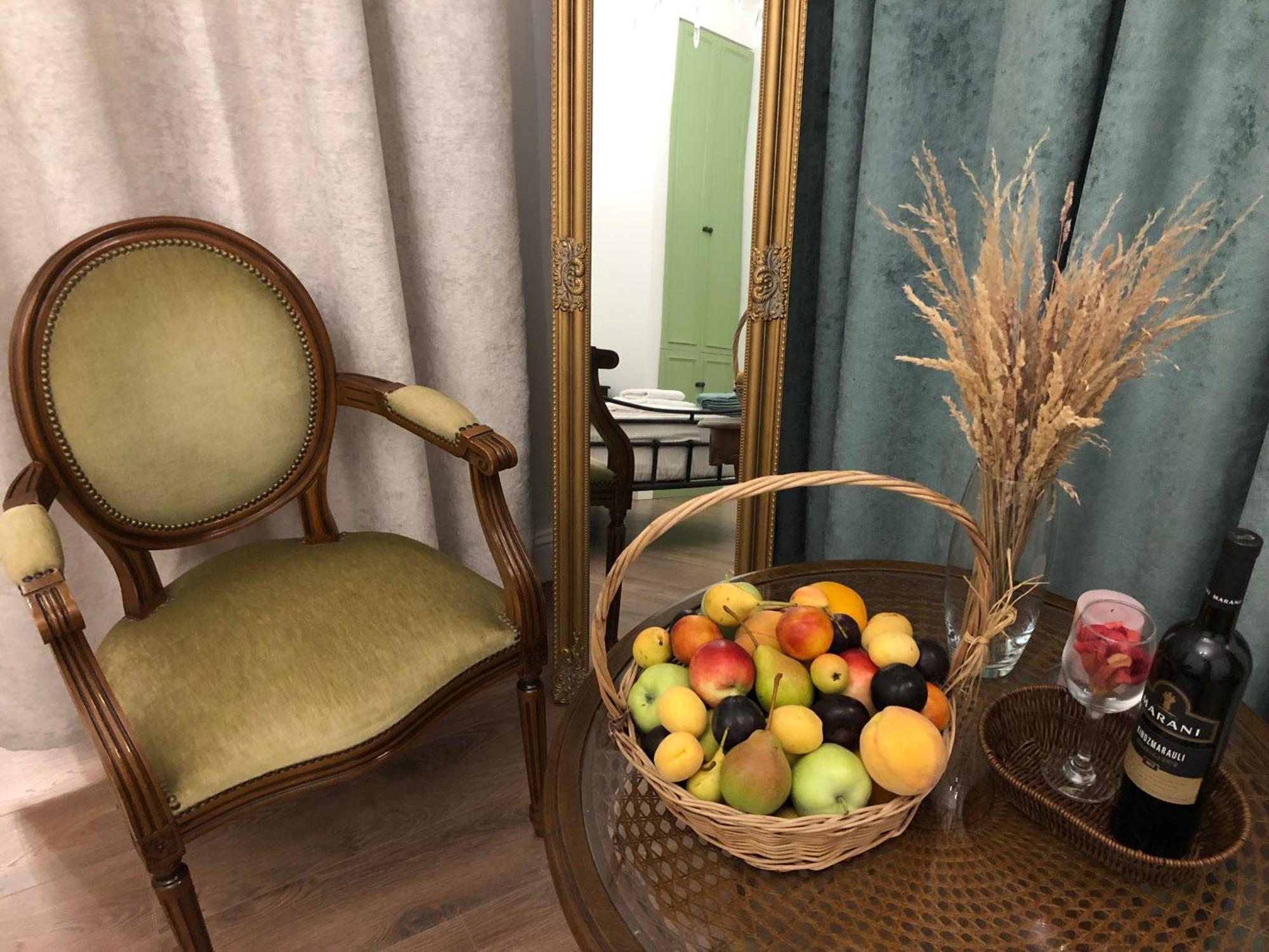 Apartments Margarita ティビリシ エクステリア 写真